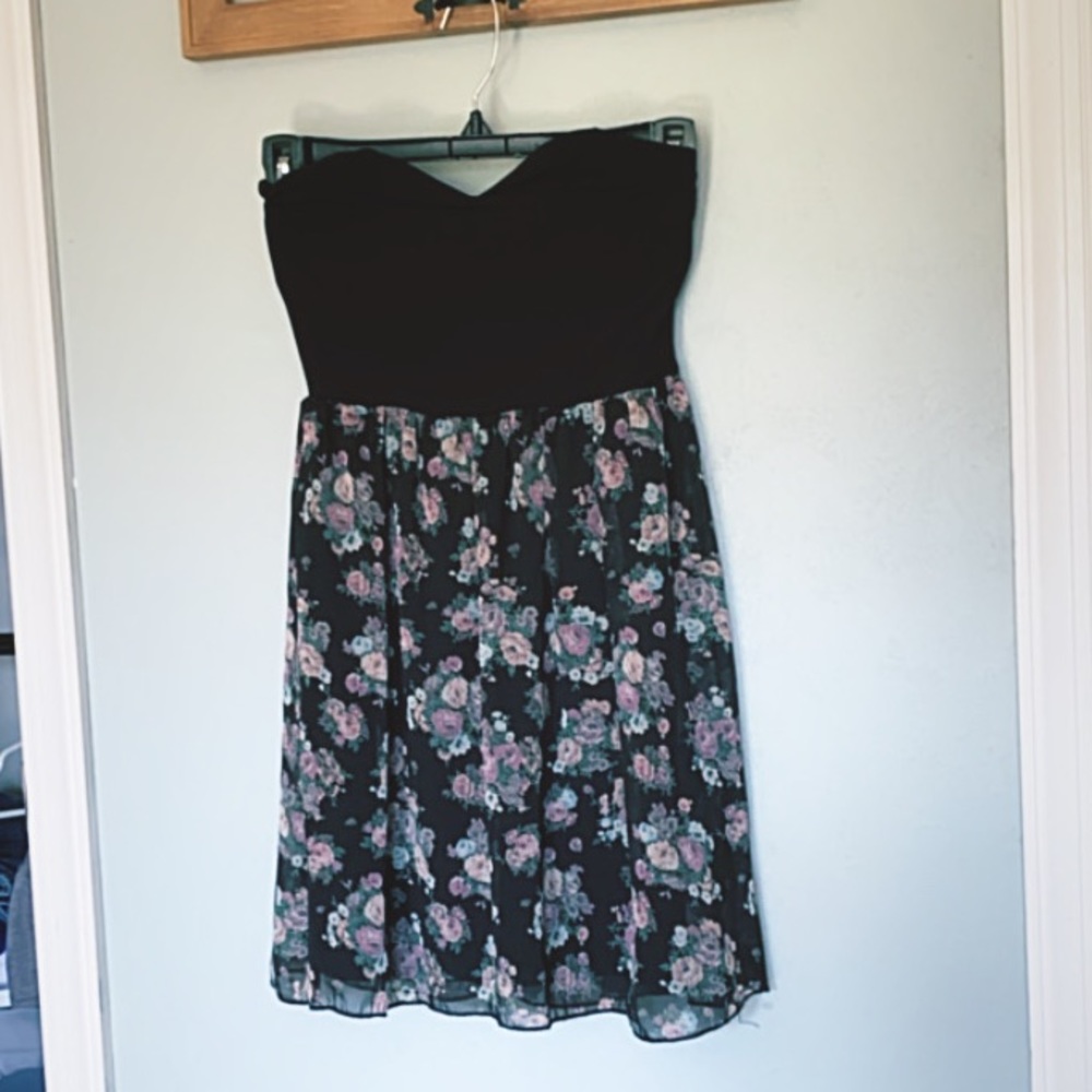 Strapless Dress, Size S, sweetheart neckline